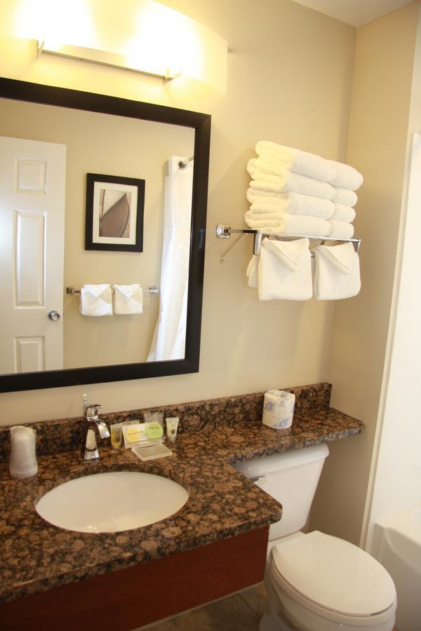 Budget Host Inn & Suites Saint Ignace Dış mekan fotoğraf
