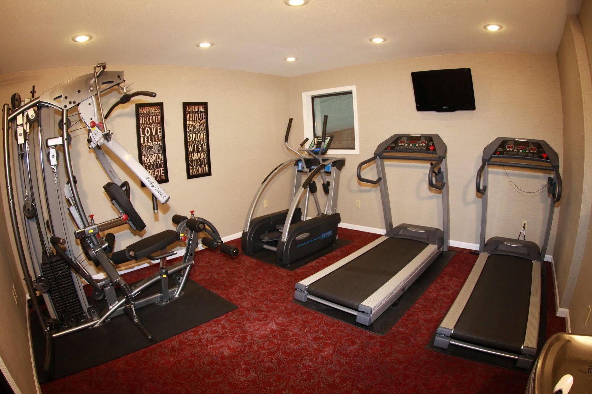 Budget Host Inn & Suites Saint Ignace Dış mekan fotoğraf